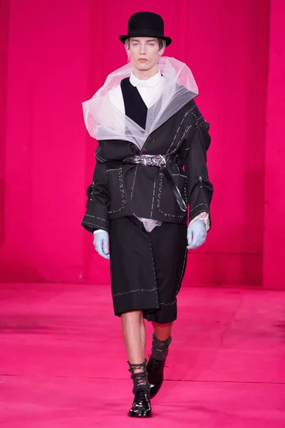 Look 42